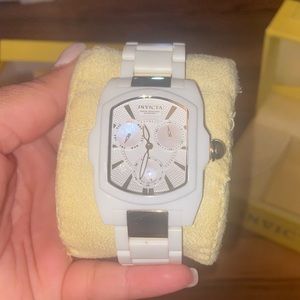 White and gold acrylic INVICTA  watch